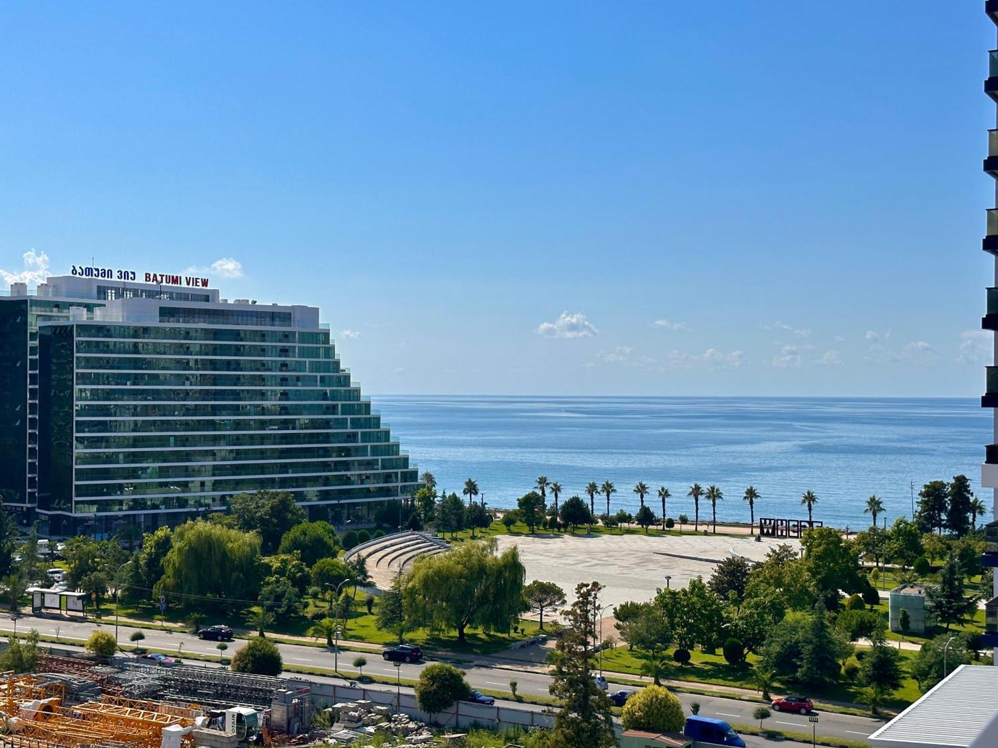 Batumi Boulevard Resort Exteriör bild