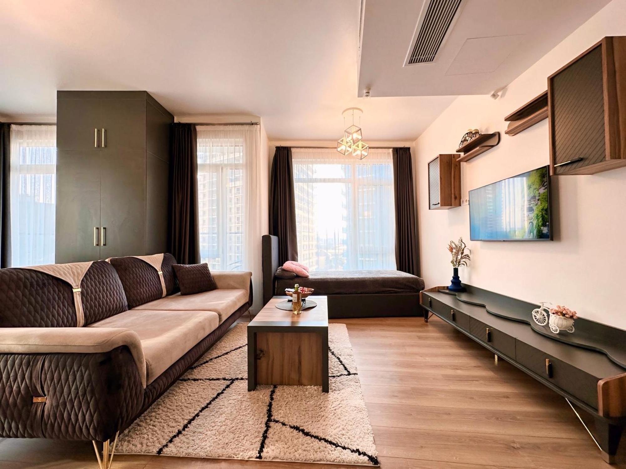 Batumi Boulevard Resort Rum bild