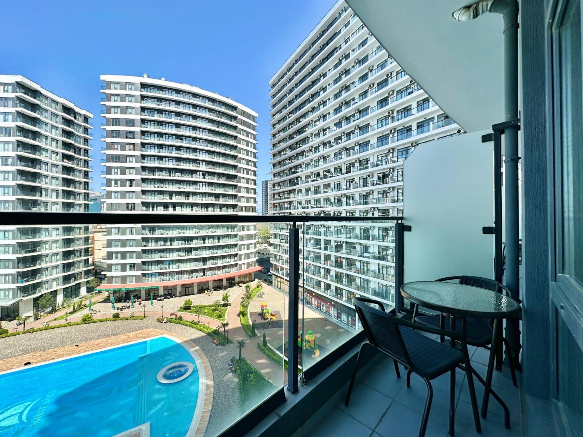Batumi Boulevard Resort Exteriör bild